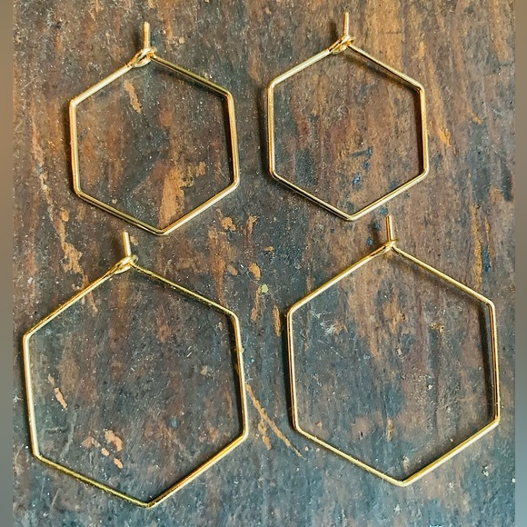 ✨NWT✨18K Gold SET of Hexagon Hoops✨ Handcrafted ✨Artisan✨ Gift for Her✨ - Picture 3 of 7